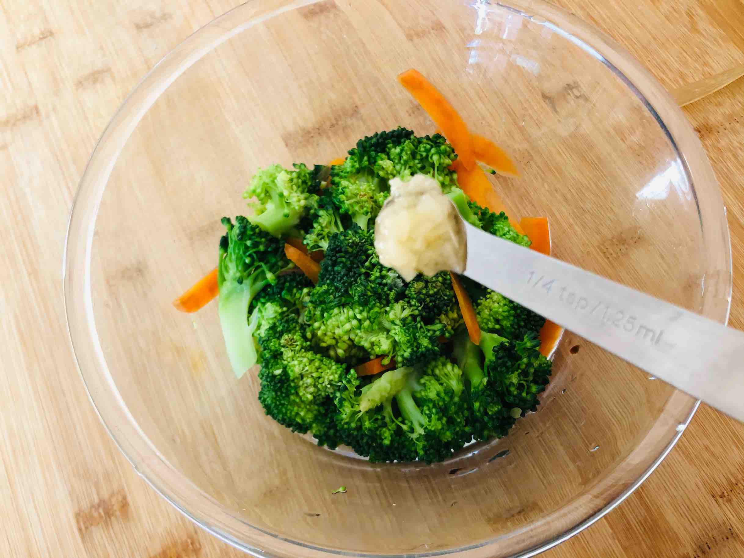 蒜蓉西蘭花的做法-咸鮮味拌菜譜