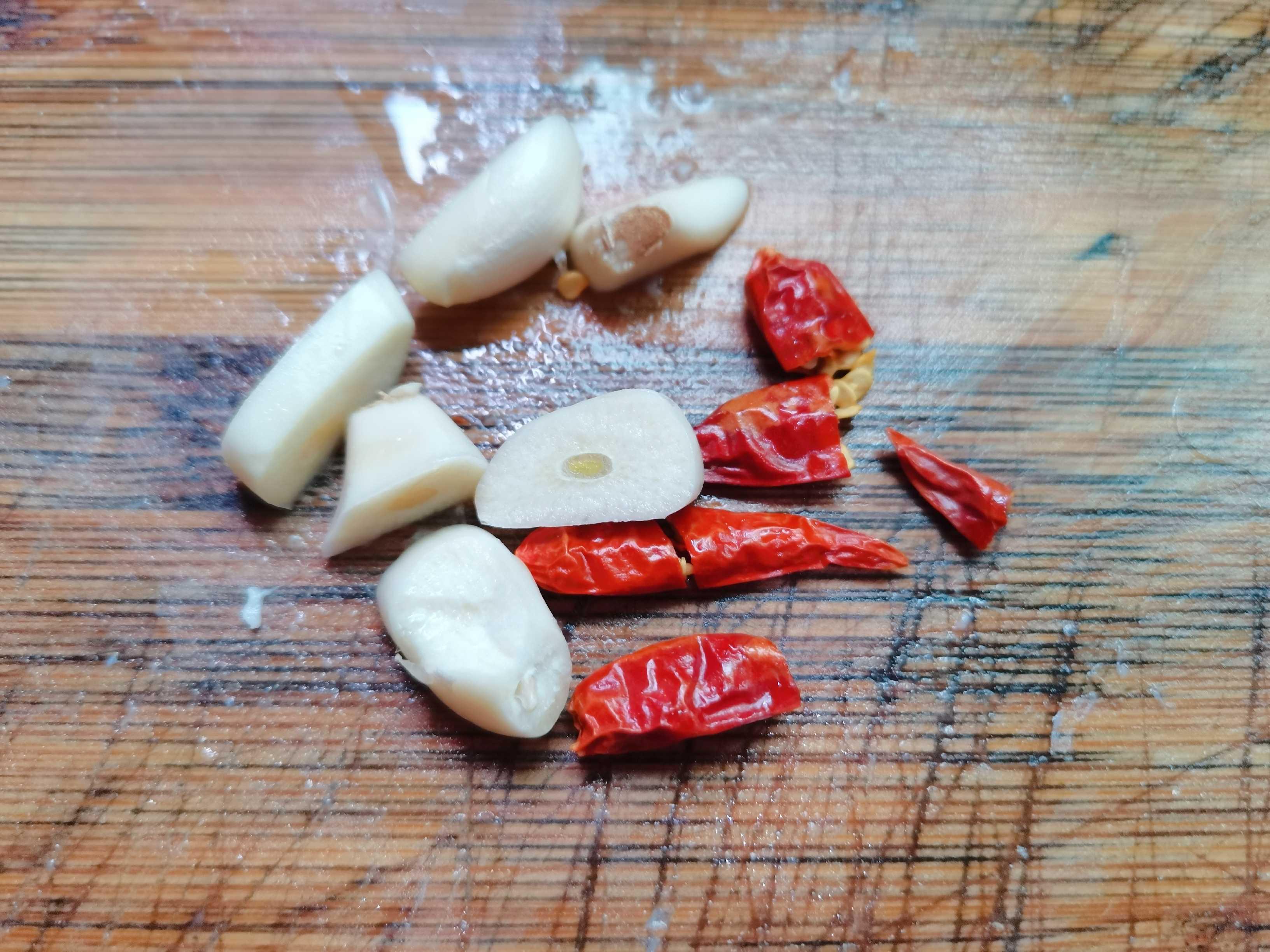 兒菜炒肉片的做法-家常味炒菜譜