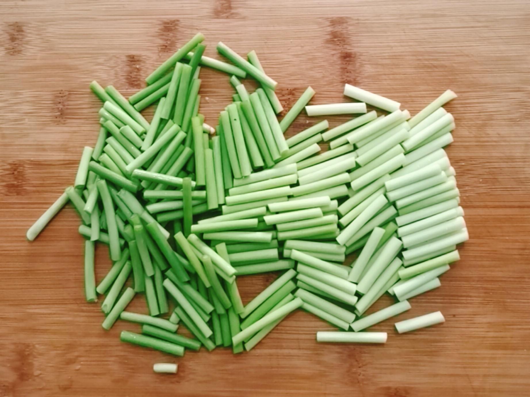 最適合冬天的快手炒菜，暖身又下飯～的做法-咸鮮味炒菜譜