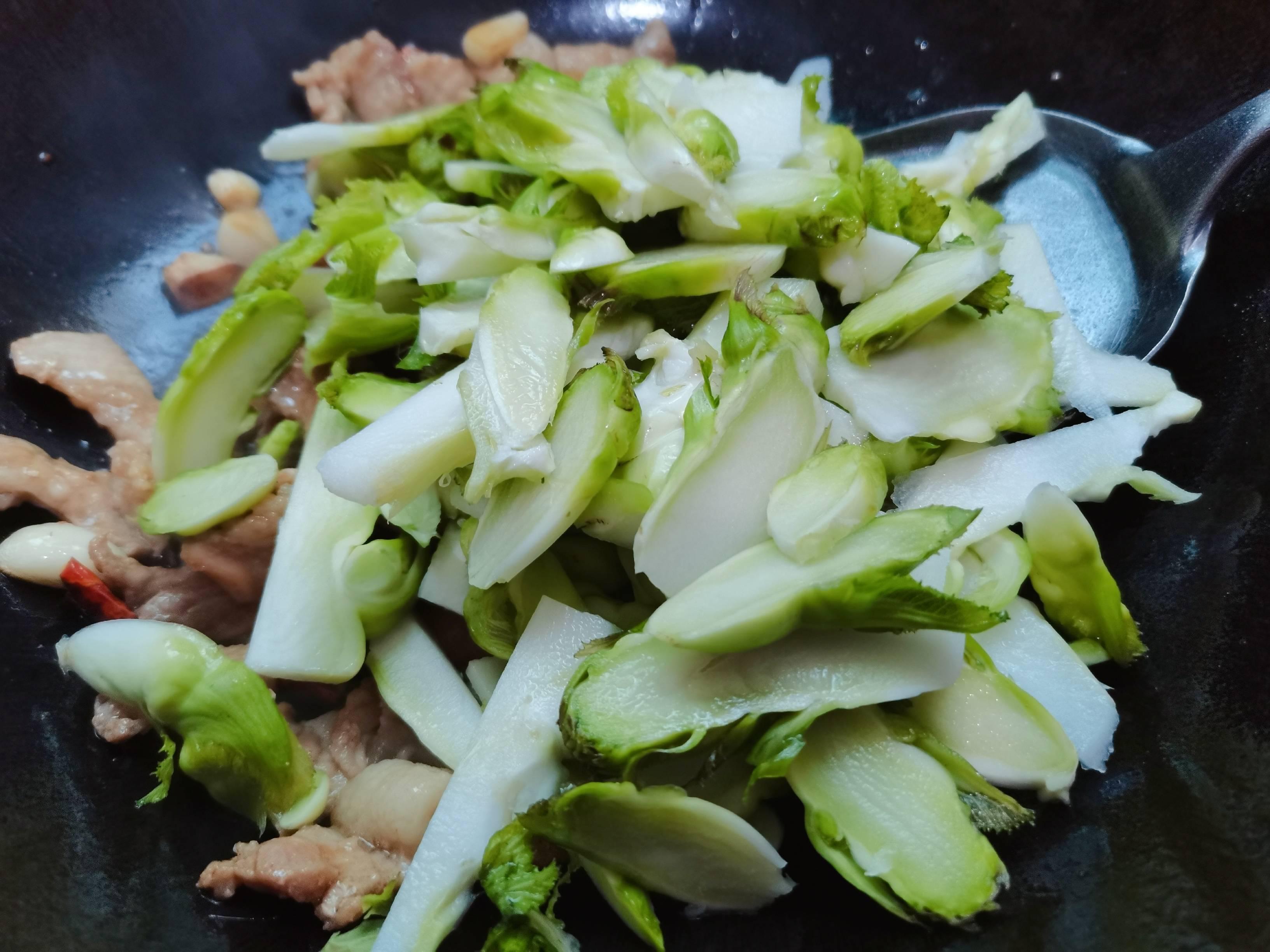 兒菜炒肉片的做法-家常味炒菜譜