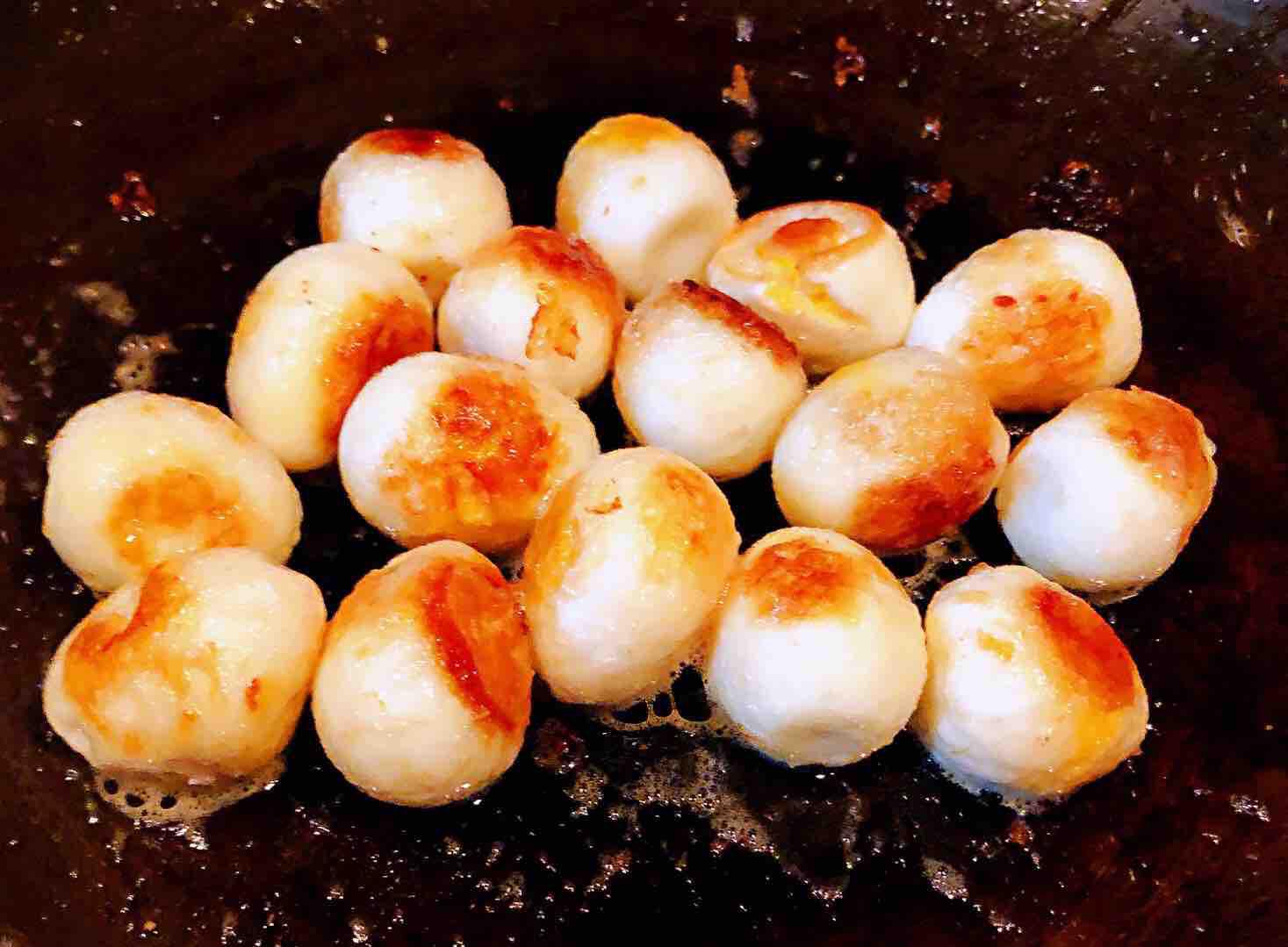 茄汁鵪鶉蛋的做法-酸甜味炒菜譜