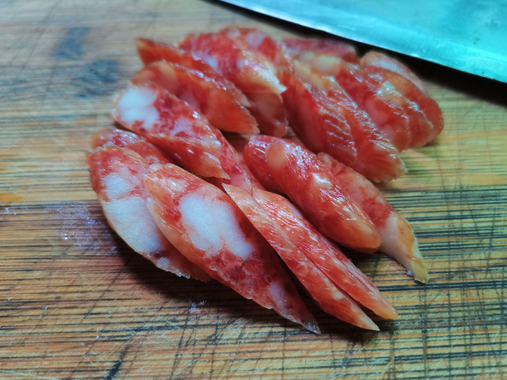 臘腸炒雞蛋的做法-家常味炒菜譜