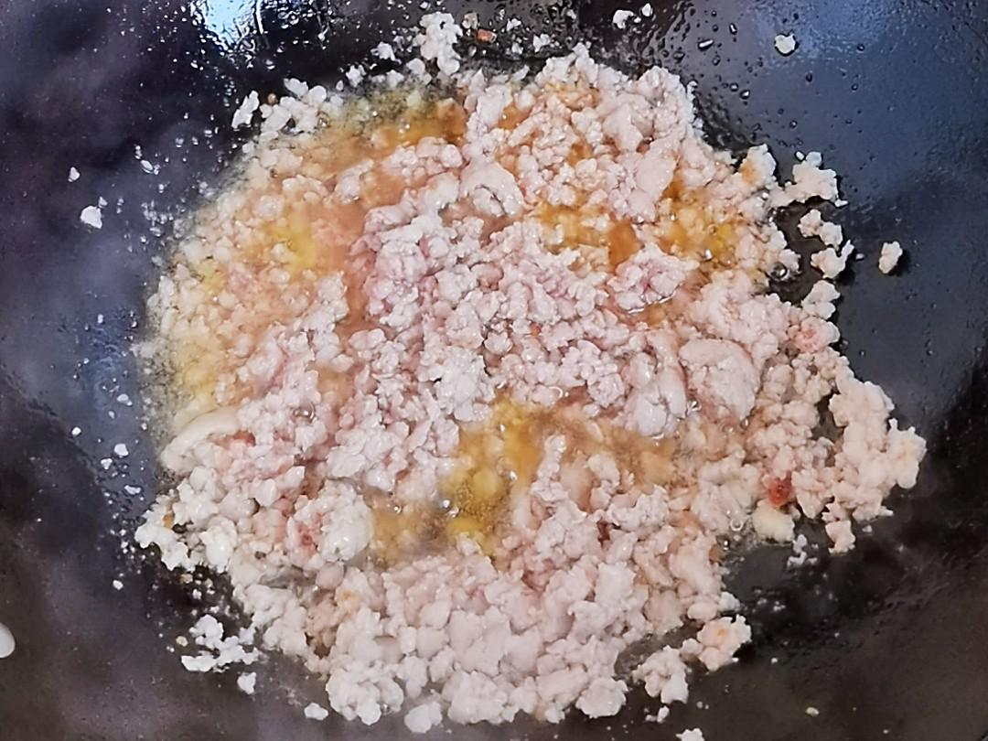 百搭萬能香菇肉醬－1勺醬拌面又拌飯，多吃兩三碗，不是窮是太好吃的做法-咸鮮味炒菜譜