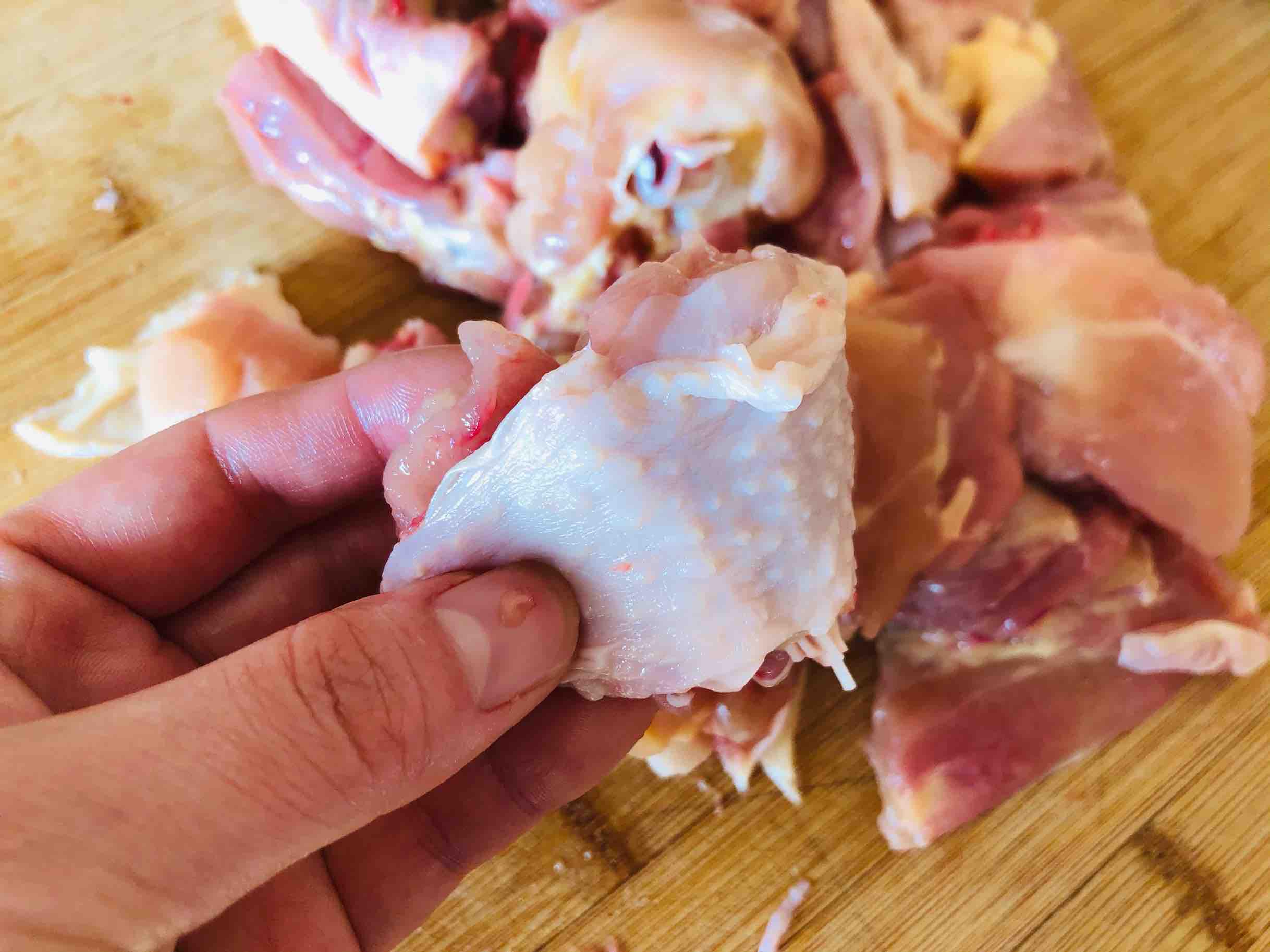 火鍋雞的家常做法，香辣過癮簡單易做，配米飯太下飯啦的做法-香辣味燒菜譜