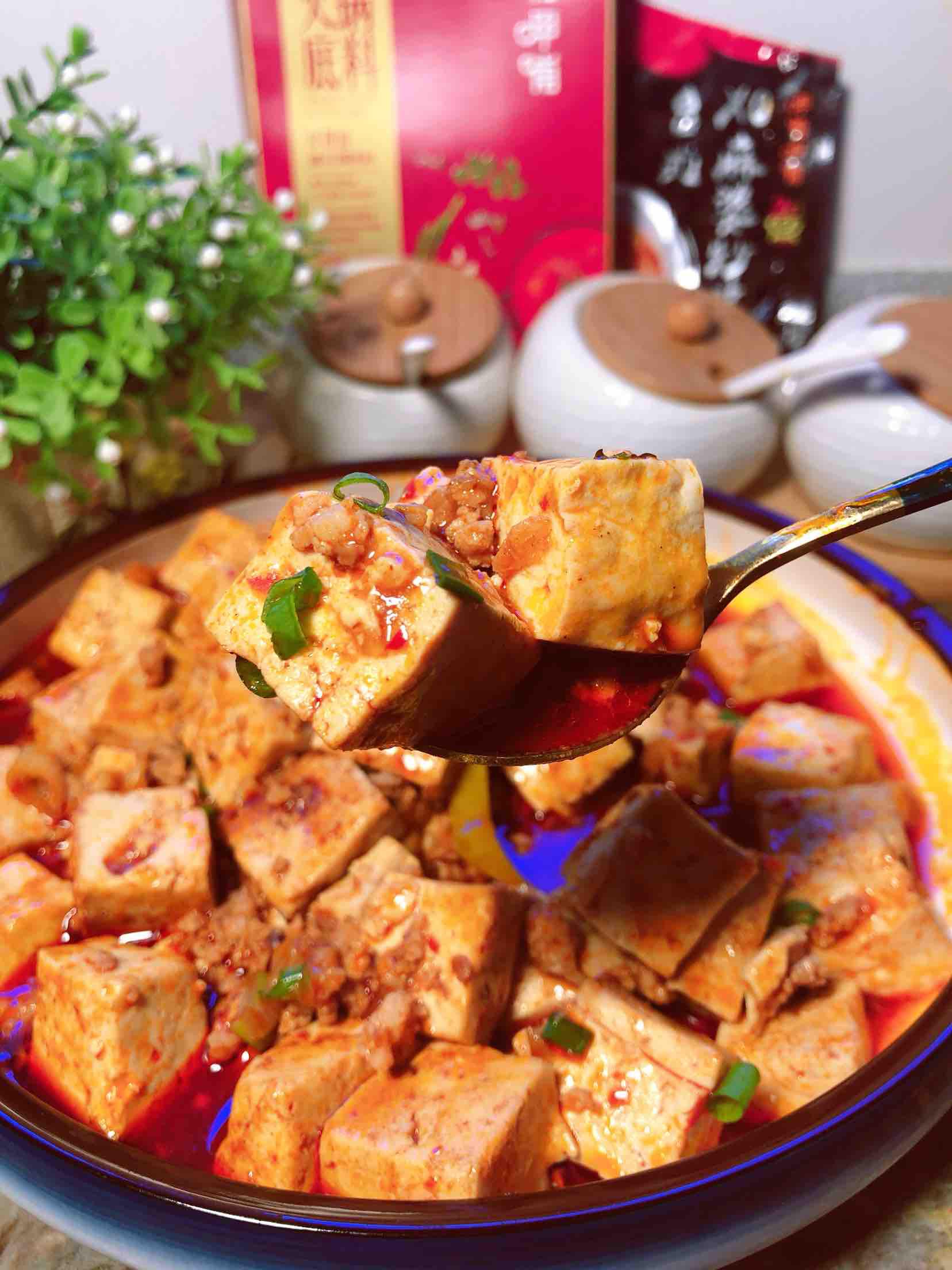 麻婆炒豆腐的做法-麻辣味炒菜譜