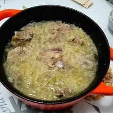 東北特色燉酸菜的做法-家常味燉菜譜