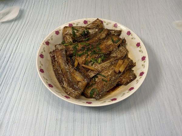 帶魚這樣做，酥脆的連魚骨頭都可以吃的做法-家常味煎菜譜