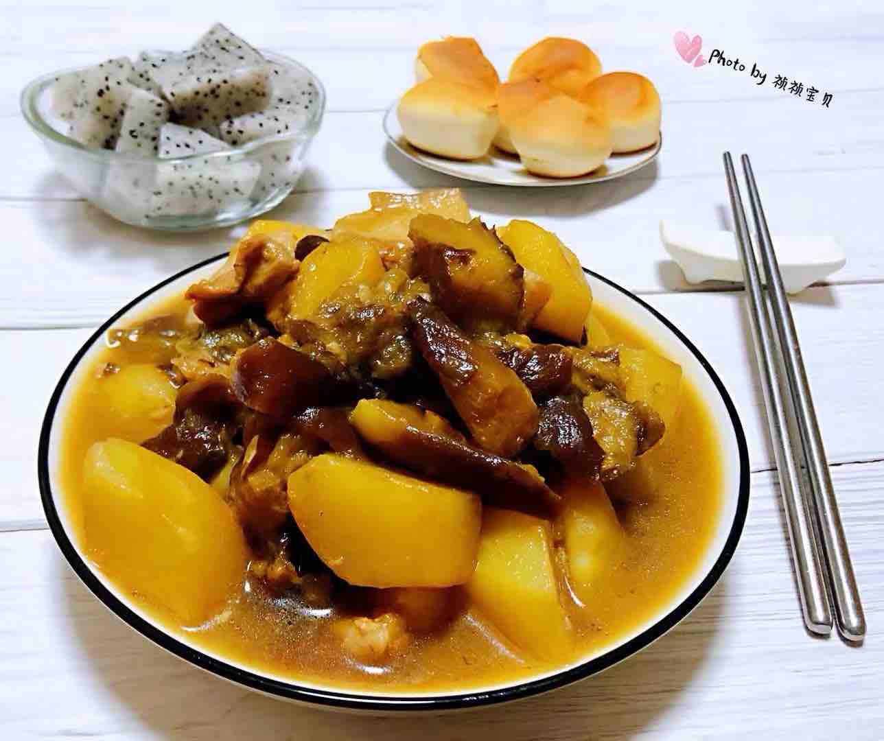 土豆茄子燉五花肉的做法-咸鮮味燉菜譜