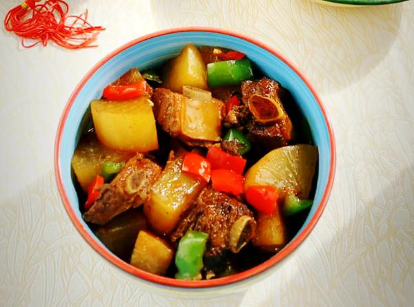 蘿卜燒排骨的做法-家常味燒菜譜