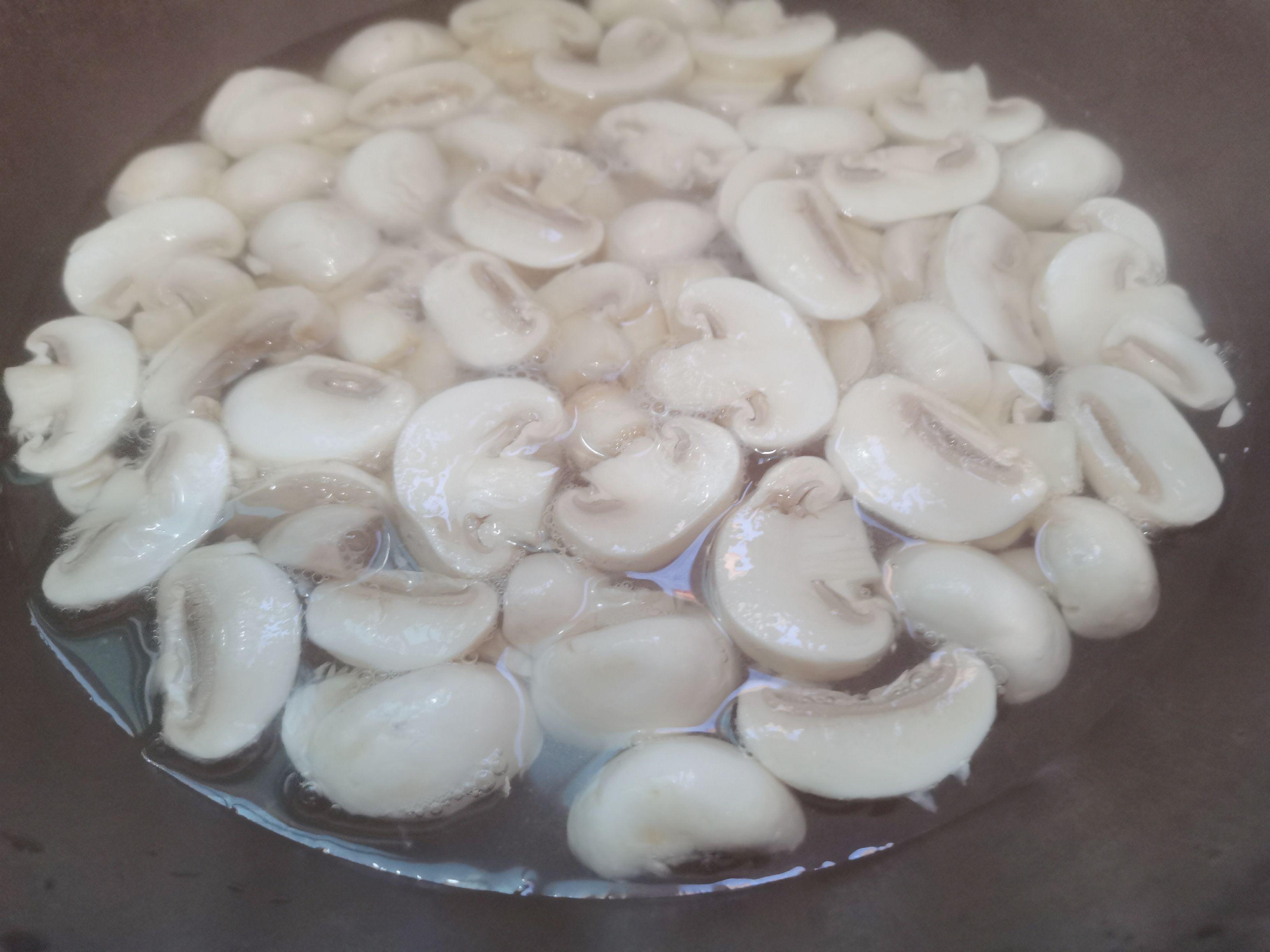 蔥香口蘑的做法-家常味炒菜譜