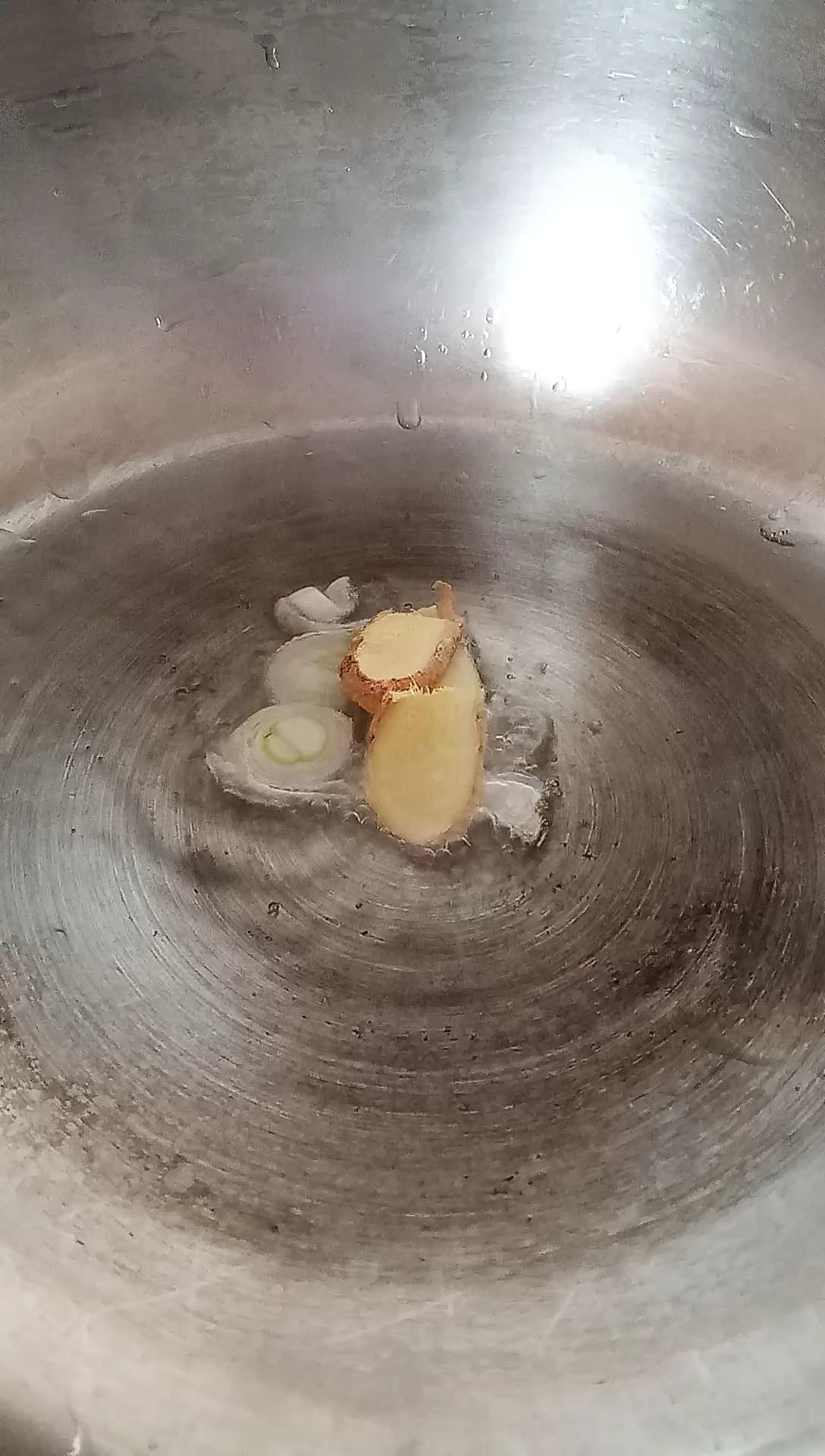 麻婆豆腐的做法-麻辣味燉菜譜