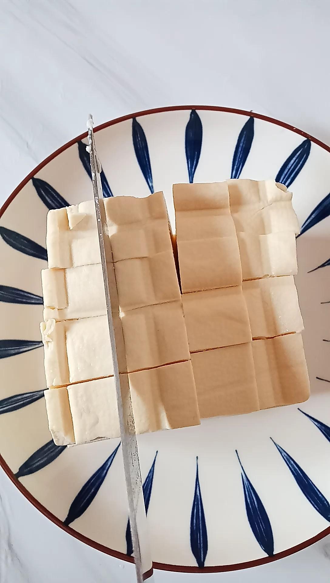 麻婆豆腐的做法-麻辣味燉菜譜