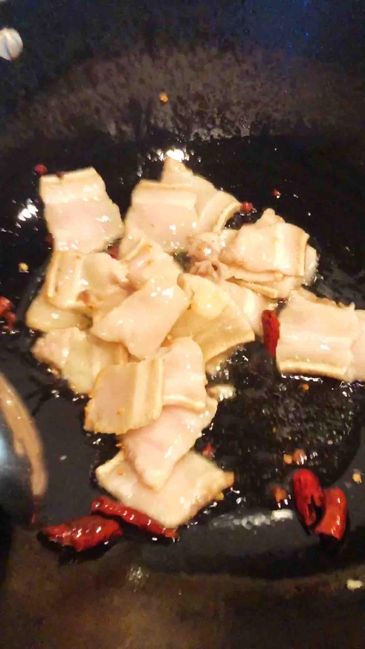 酸菜燉粉條地道東北菜的做法-酸味燉菜譜