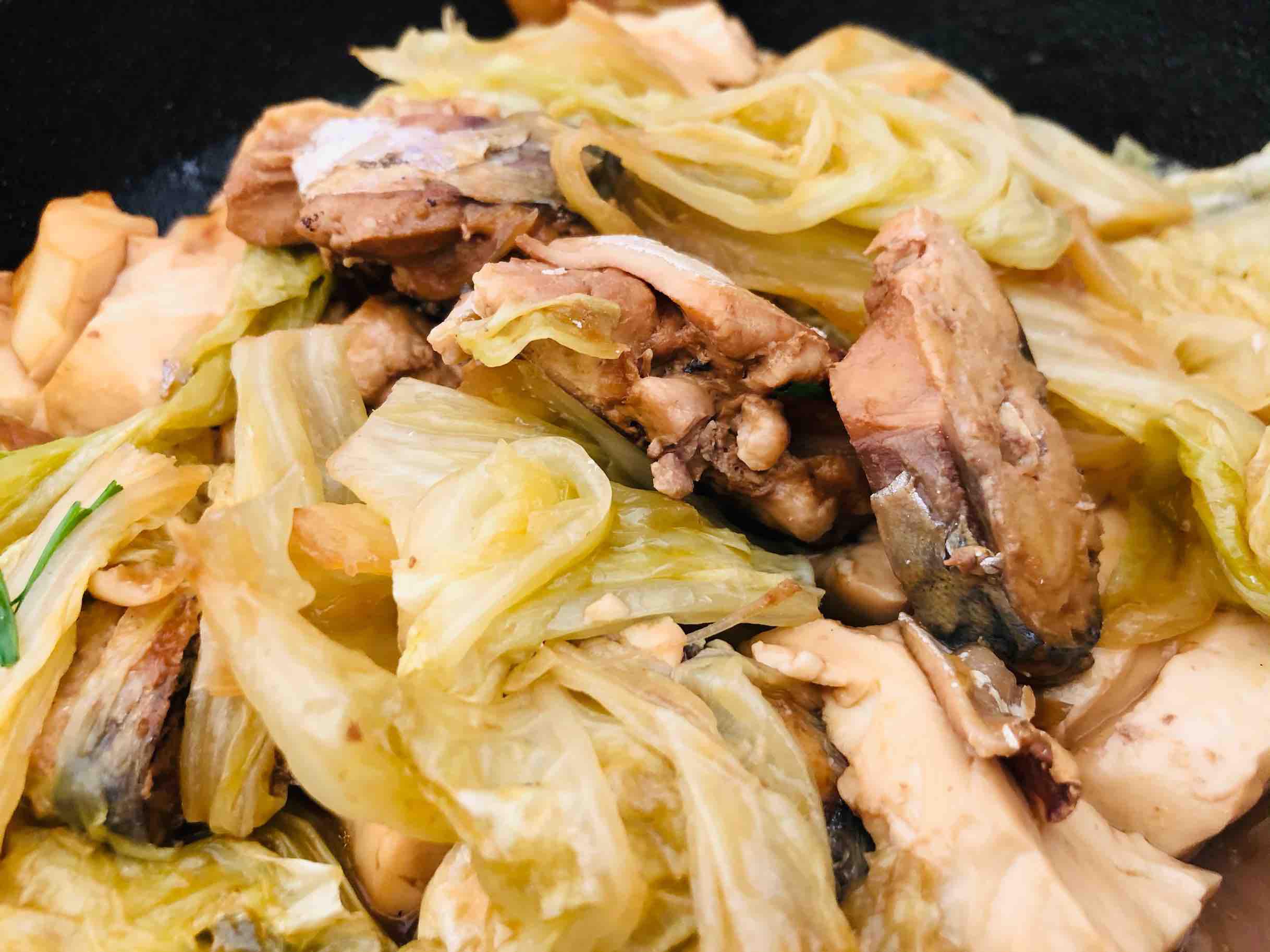 鲅魚燉豆腐的做法-咸鮮味燉菜譜