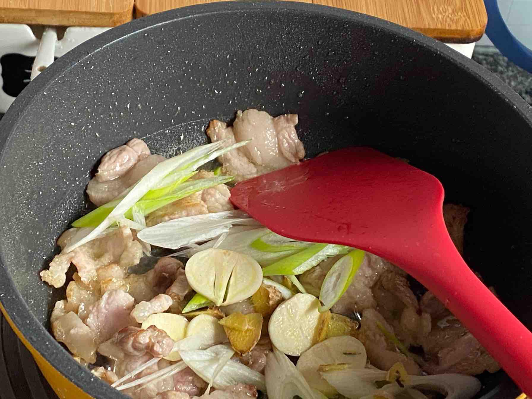 干鍋豆腐的做法-家常味炒菜譜