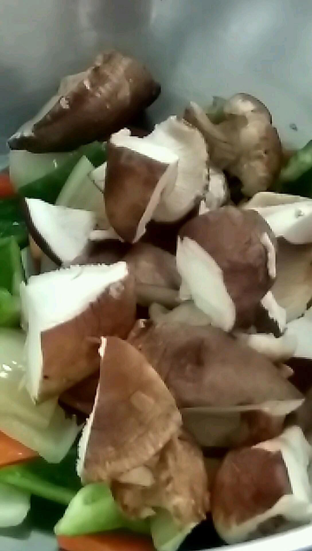 三色素炒低脂健康菜的做法-家常味炒菜譜