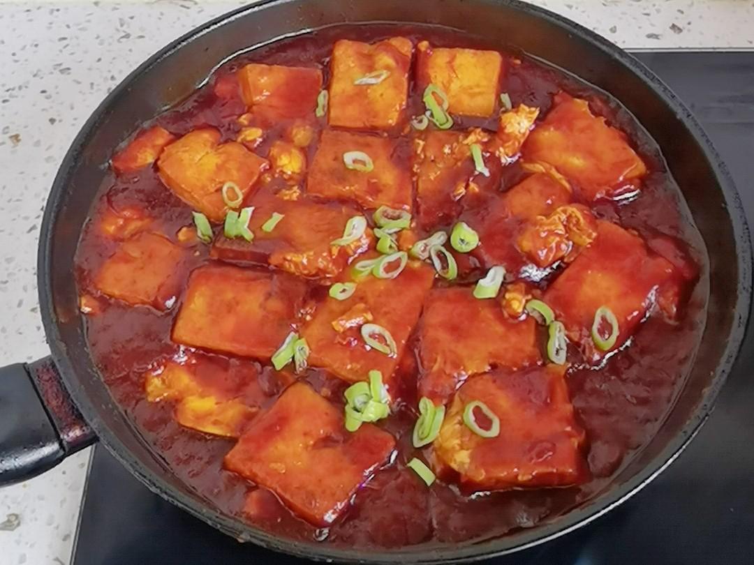 豆腐這樣做－懶人版茄汁豆腐，好吃到舔盤，開胃又下飯的做法-酸甜味炒菜譜