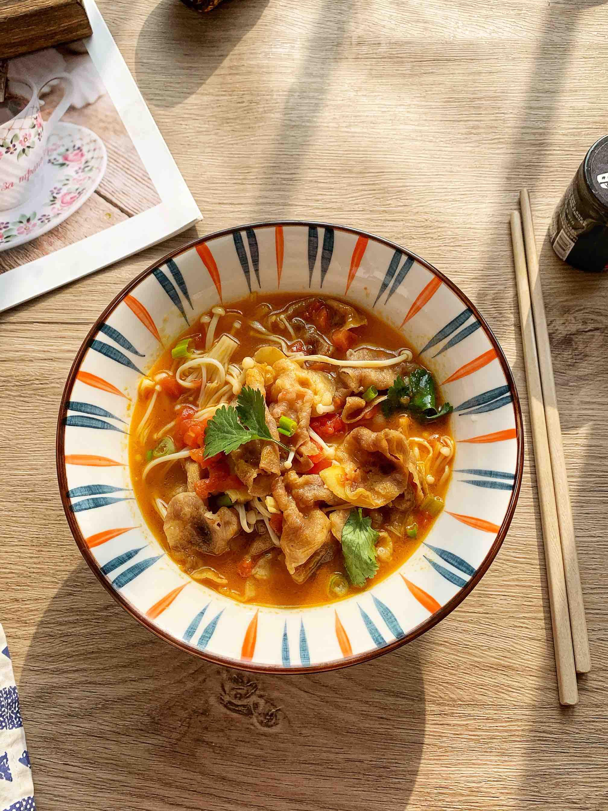 懶人版酸湯肥牛??暖胃下飯的做法-香辣味炒菜譜-易網(wǎng)健康養(yǎng)生網(wǎng) 懶人版酸湯肥牛??暖胃下飯的做法-香辣味炒菜譜