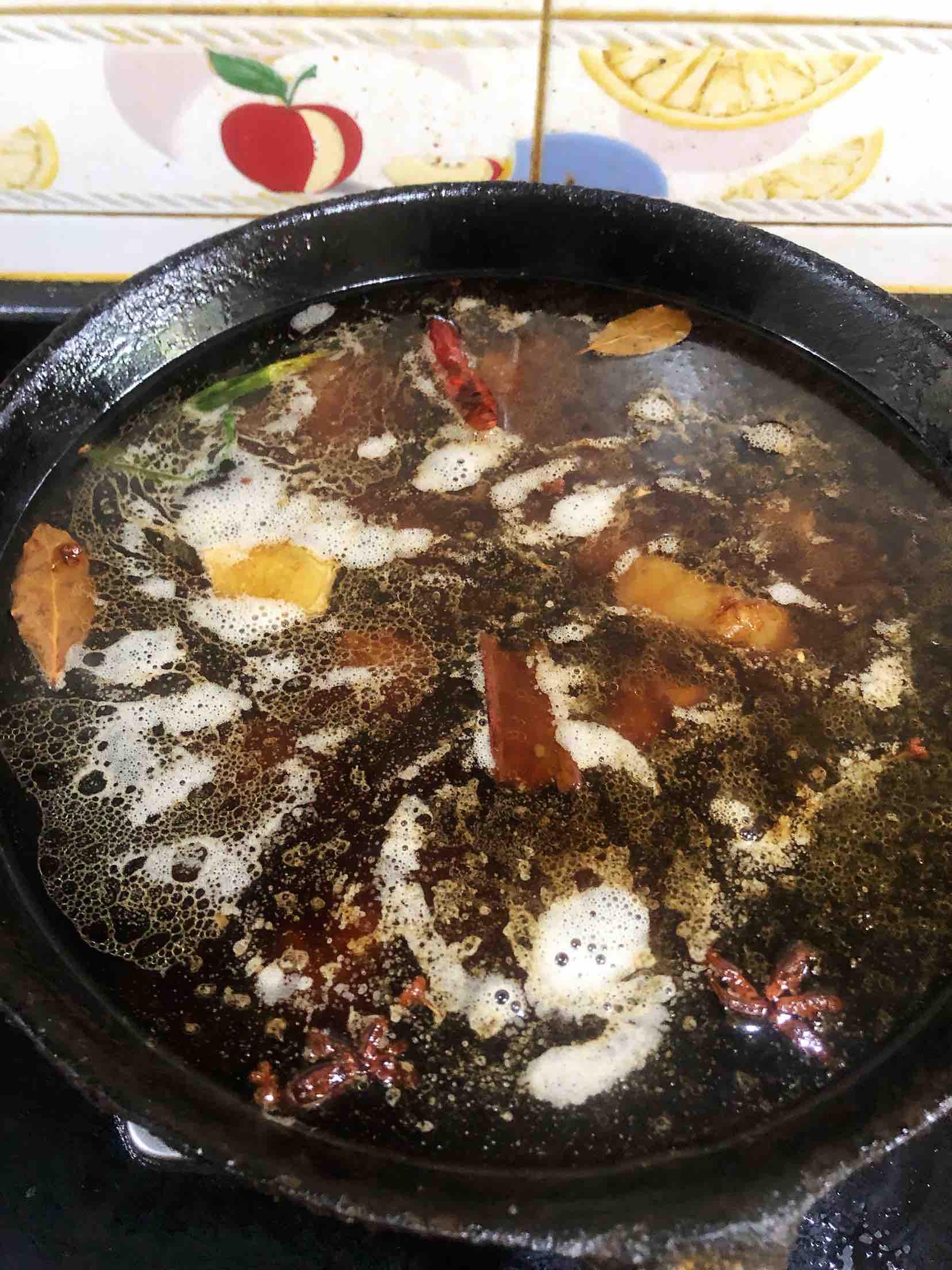 紅燒牛尾的做法-咸鮮味煮菜譜