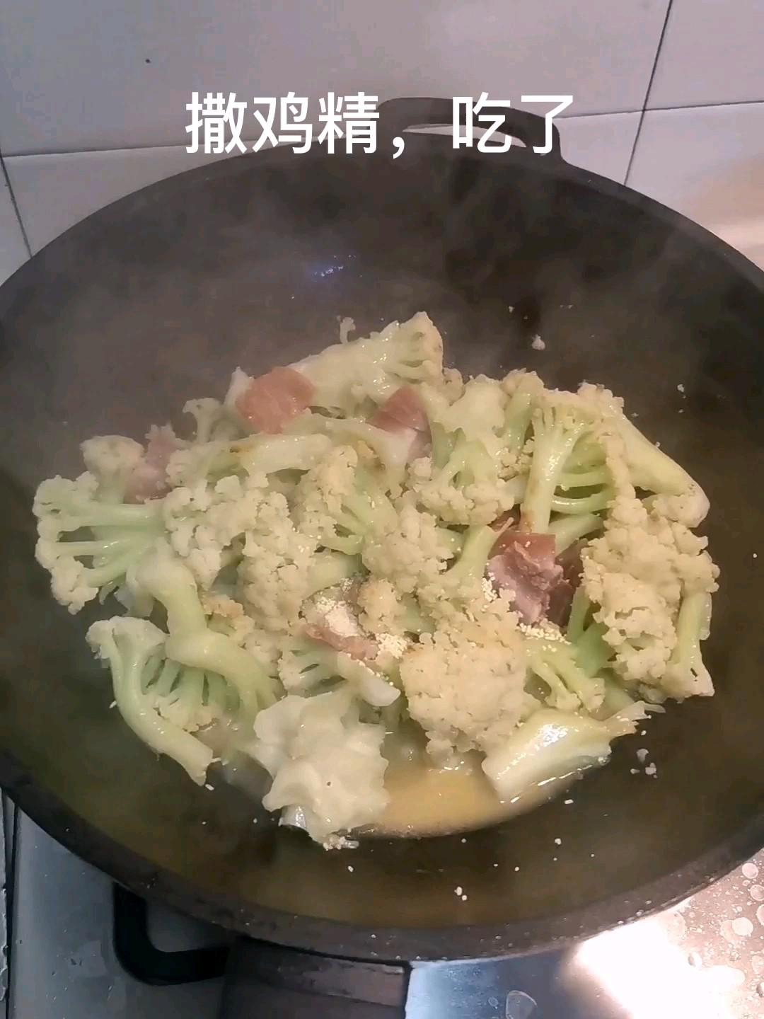 咸肉炒花菜的做法-咸鮮味燒菜譜