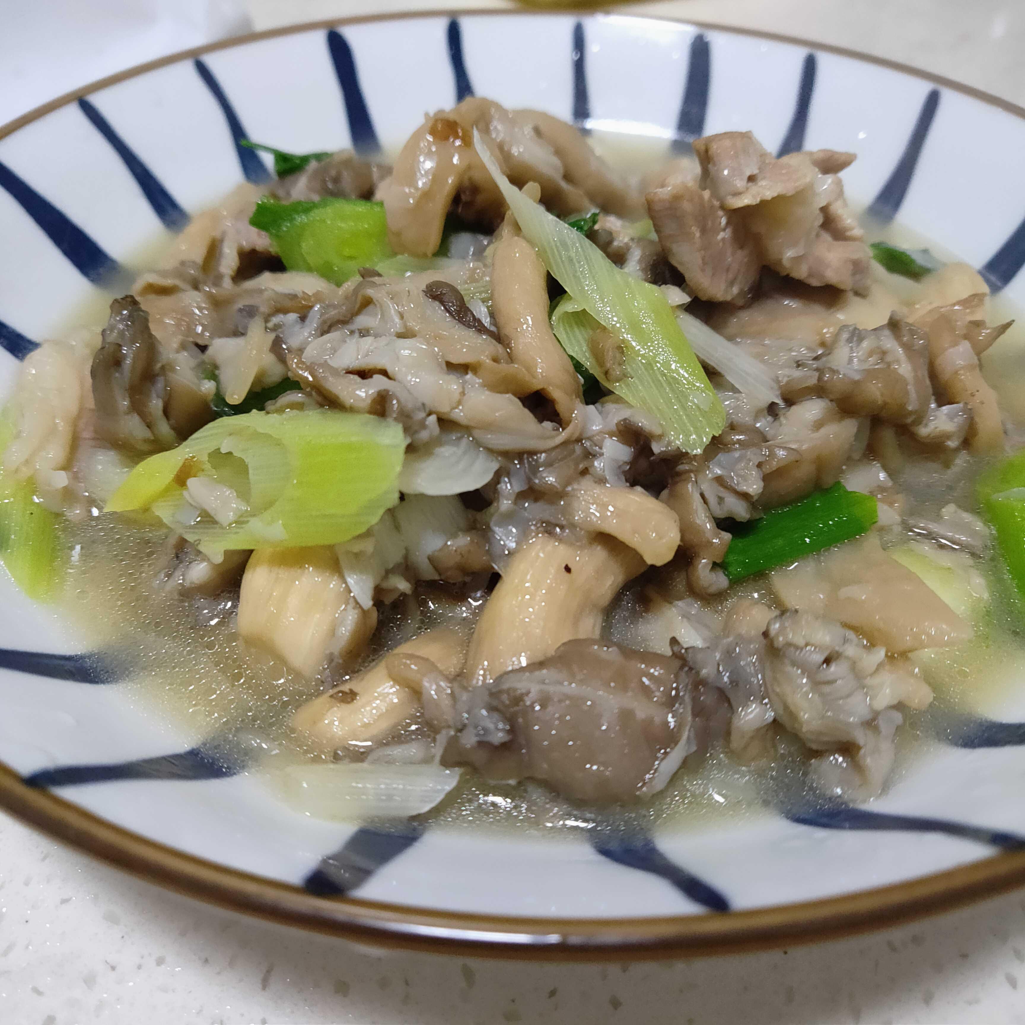 平菇炒肉的做法-咸鮮味炒菜譜