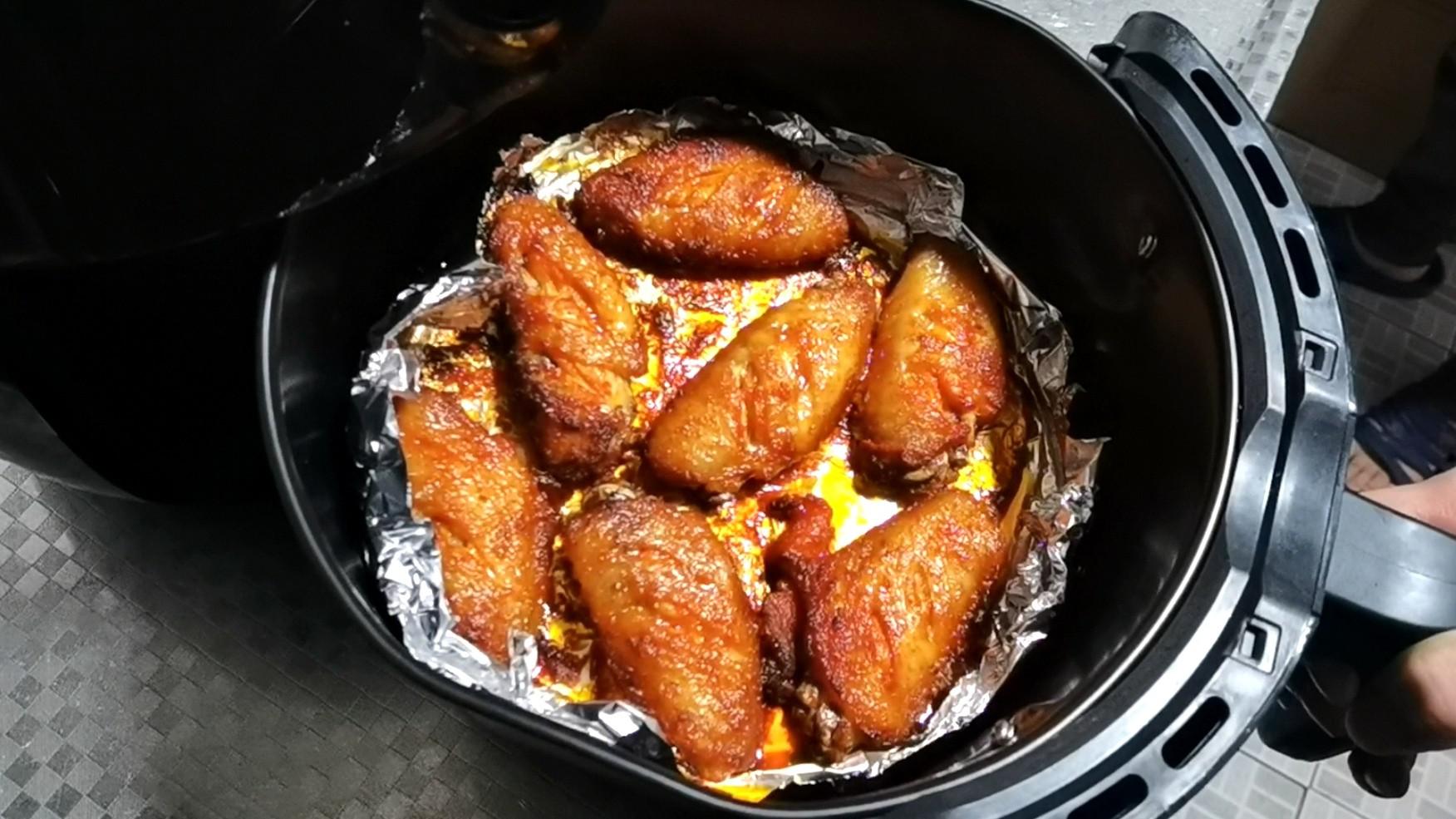 味道可以媲美肯德基的奧爾良烤翅的做法-其它口味烤菜譜-易網健康養生網 味道可以媲美肯德基的奧爾良烤翅的做法-其它口味烤菜譜