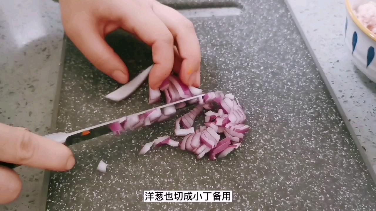 茄子不要油炸了,蒸著吃才更健康:肉沫蒸茄子的做法-咸鮮味蒸菜譜-易網健康養生網 茄子不要油炸了,蒸著吃才更健康:肉沫蒸茄子的做法-咸鮮味蒸菜譜