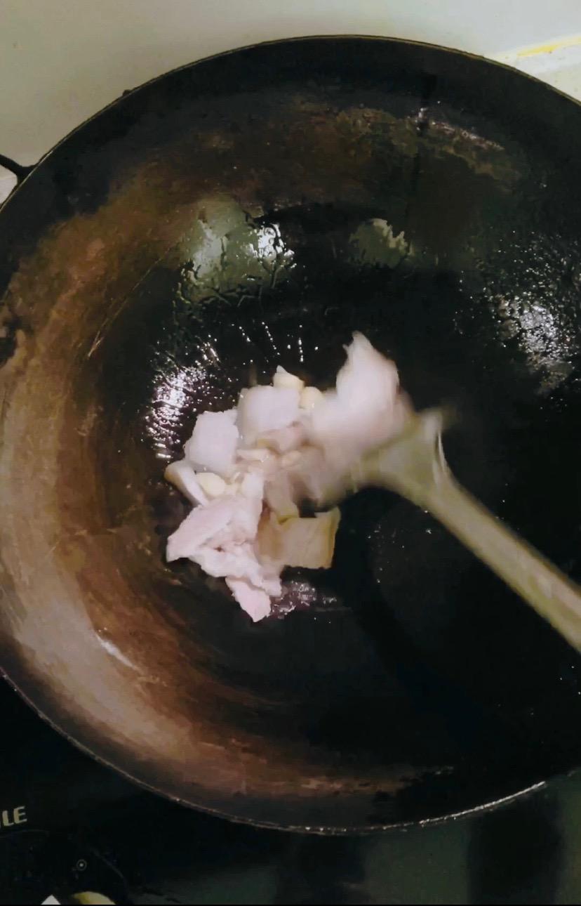 麻辣茄子的做法-麻辣味炒菜譜