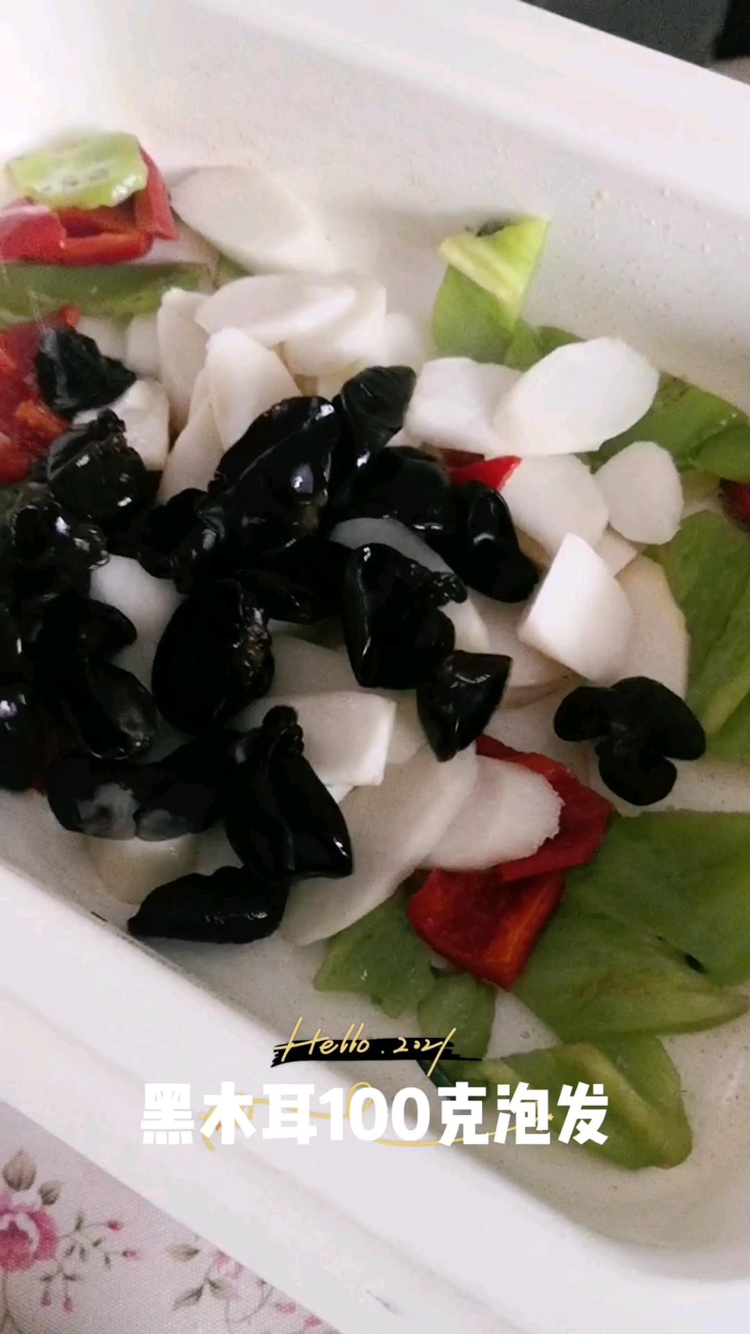 清脆爽口解油膩  山藥炒木耳的做法-家常味炒菜譜