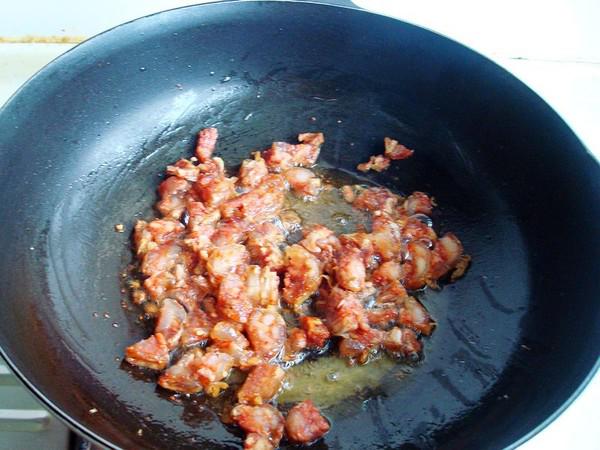 酸豆角炒臘腸的做法-酸辣味炒菜譜