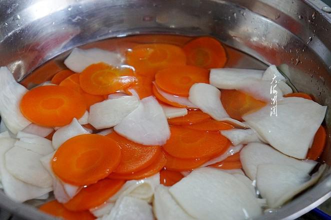 新年必備的吉祥蒸菜~花開富貴的做法-咸鮮味蒸菜譜