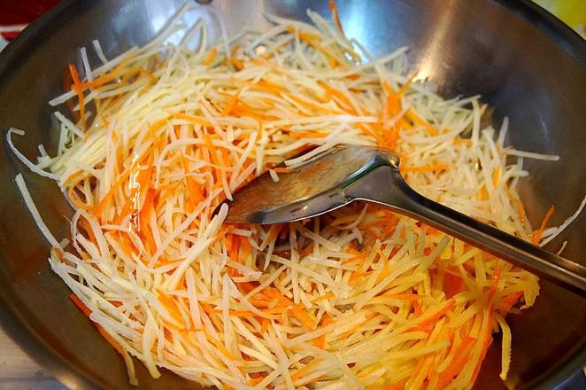 立春必吃的菜~素炒土豆絲的做法-家常味炒菜譜