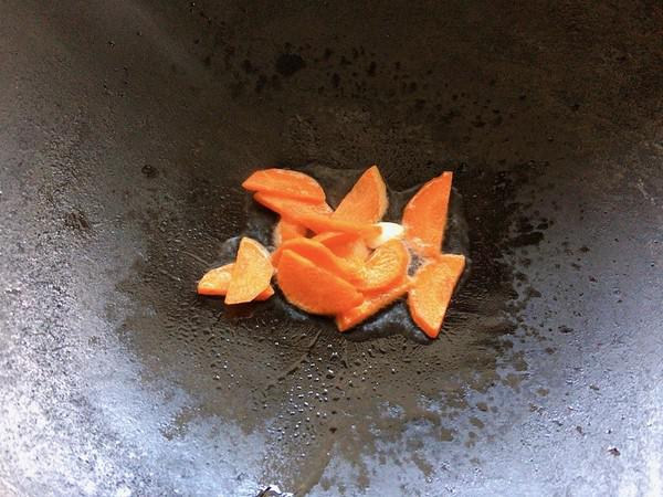 時(shí)蔬界的經(jīng)典黑白配，山藥炒木耳的做法-家常味炒菜譜