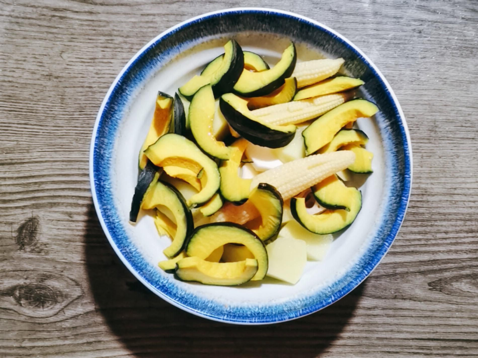 舌尖上的北海道，湯鮮味濃，能下三碗飯！的做法-咖喱味煮菜譜