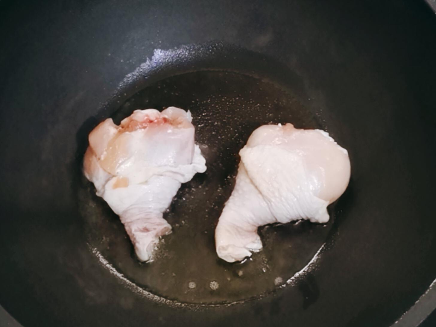 舌尖上的北海道，湯鮮味濃，能下三碗飯！的做法-咖喱味煮菜譜