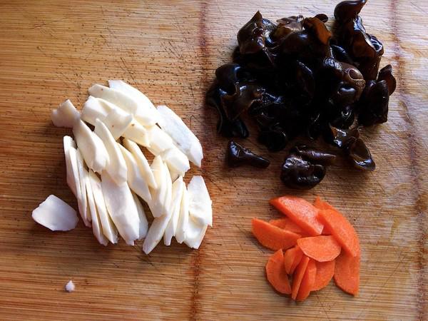 時(shí)蔬界的經(jīng)典黑白配，山藥炒木耳的做法-家常味炒菜譜