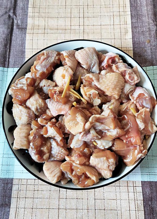 木耳蒸雞翅的做法-咸鮮味蒸菜譜-易網健康養生網 木耳蒸雞翅的做法-咸鮮味蒸菜譜