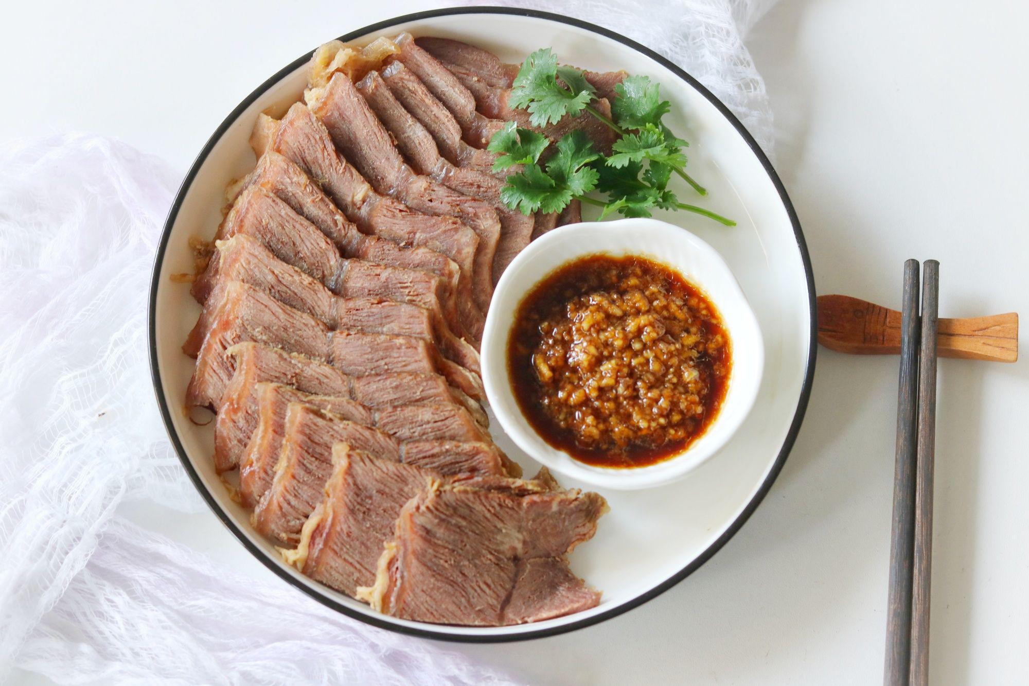 好吃到舔盤的鹵牛肉的做法-家常味燉菜譜