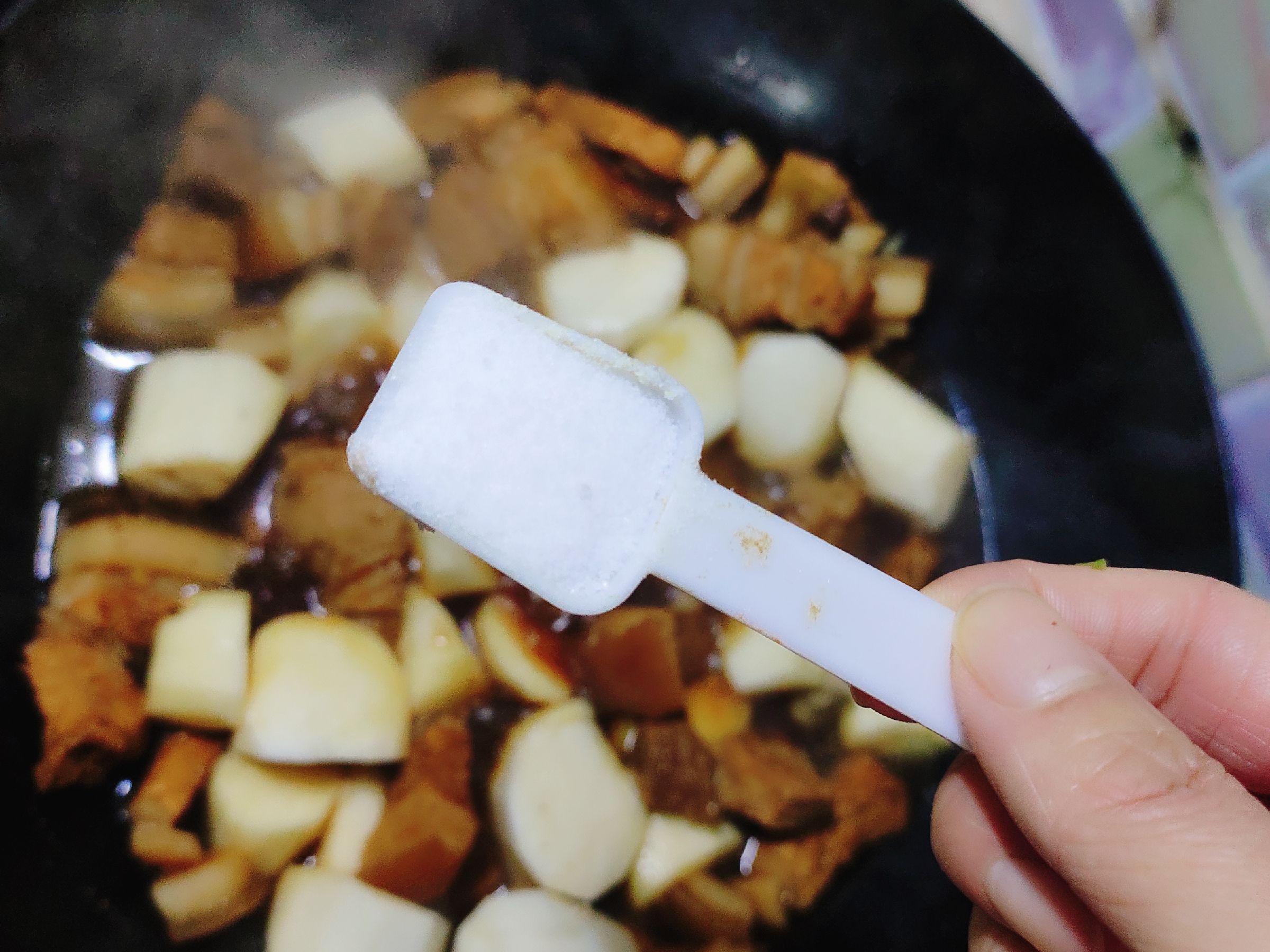 不放一滴油的紅燒肉燉山藥的做法-甜味燉菜譜