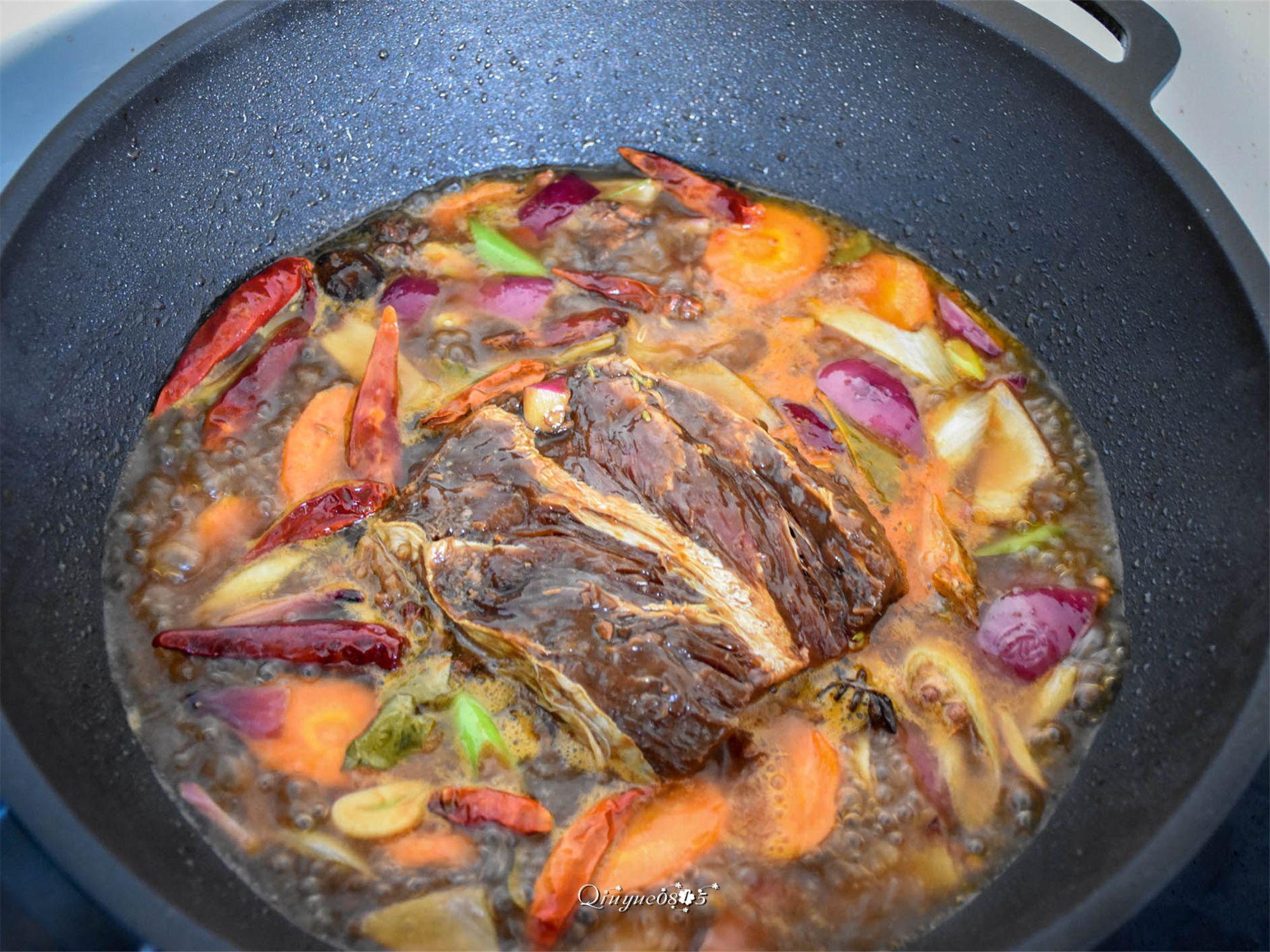 和老廚師學做醬牛肉，年夜飯妥妥的C位菜的做法-醬香味燉菜譜