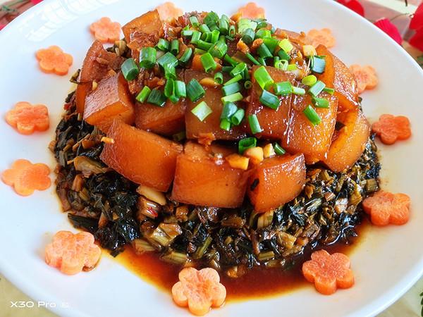 梅菜紅燒肉的做法-咸鮮味蒸菜譜