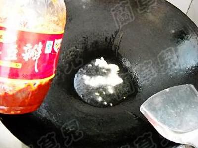 蒜香豆瓣茄子的做法-醬香味燒菜譜