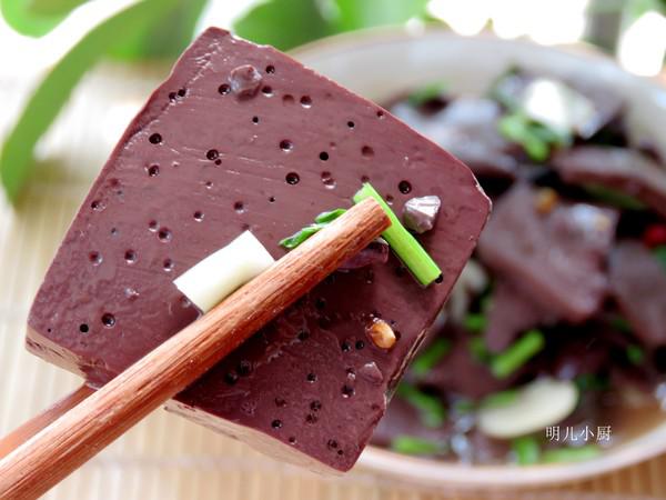 家常炒羊血的做法-家常味炒菜譜-易網(wǎng)健康養(yǎng)生網(wǎng) 家常炒羊血的做法-家常味炒菜譜