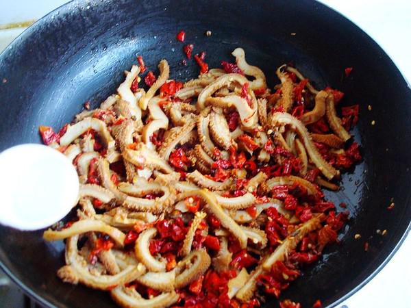 辣皮子滾牛肚的做法-香辣味炒菜譜