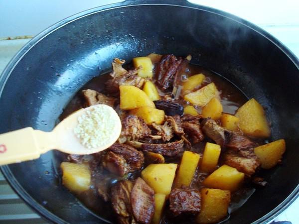 土豆燒羊肉的做法-家常味燒菜譜