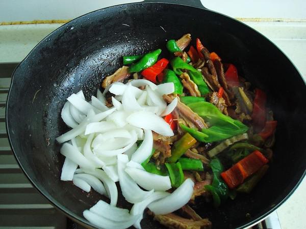 爆炒牛腸的做法-香辣味炒菜譜