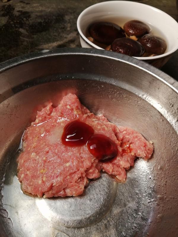 簡簡單單也不失美味~~冬菇蒸肉丸的做法-家常味蒸菜譜