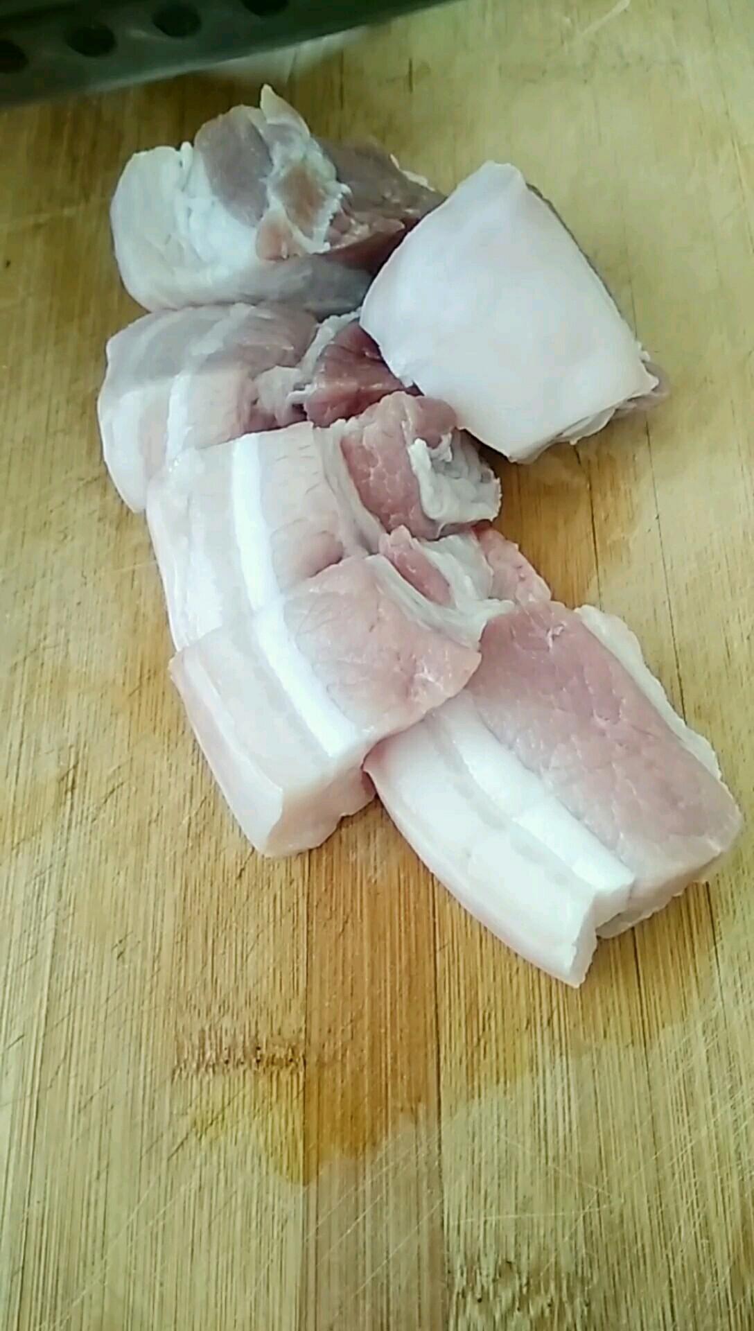 噬肉足 看過來的做法-咸鮮味燒菜譜