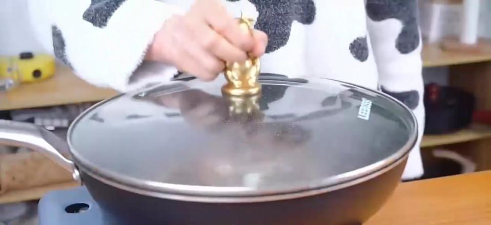 糖醋排骨的做法-酸甜味燜菜譜