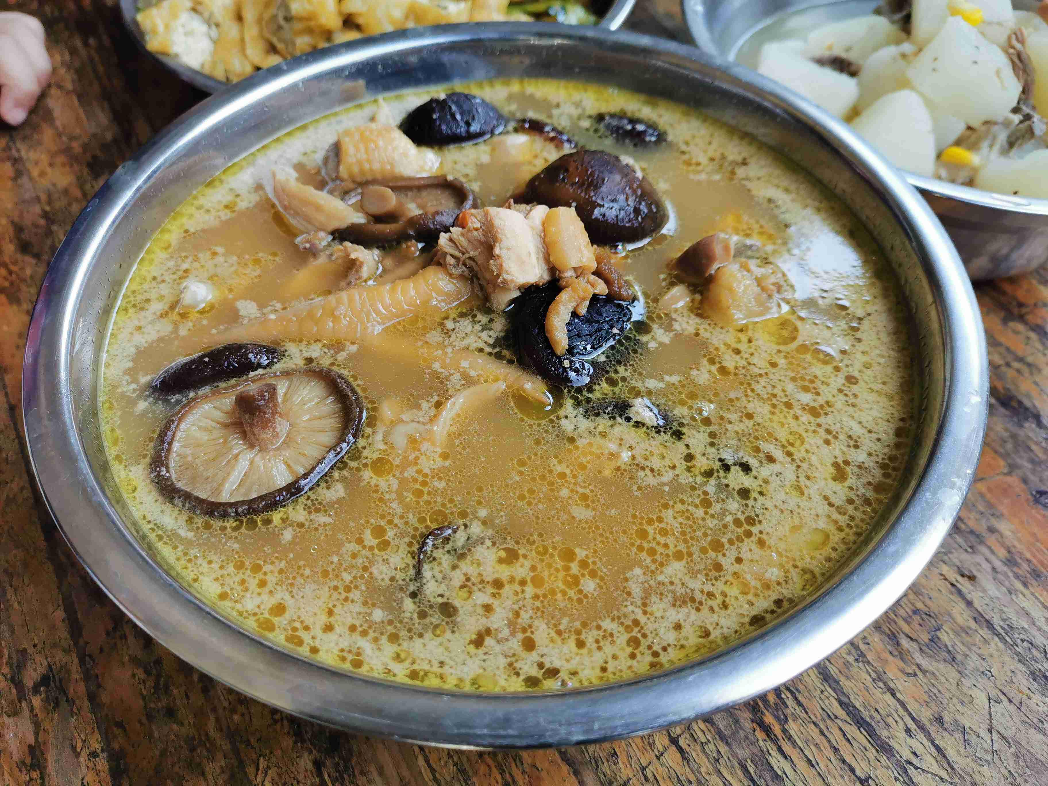 豬肚雞煲（鳳投胎版）的做法-咸鮮味煲菜譜